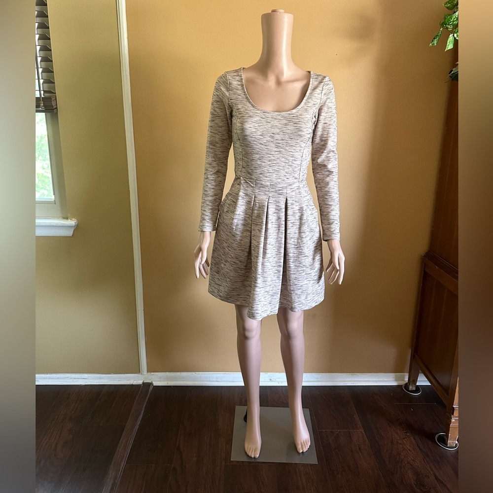 H&M Size XSmall Light Pink and Black Dress
